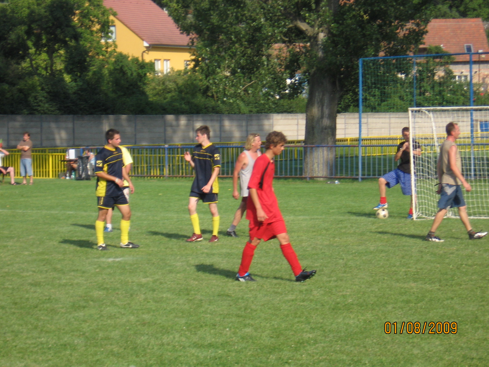 7.ročník turnaje mezi obcemi -Ždánice 1.8.2009 010.jpg