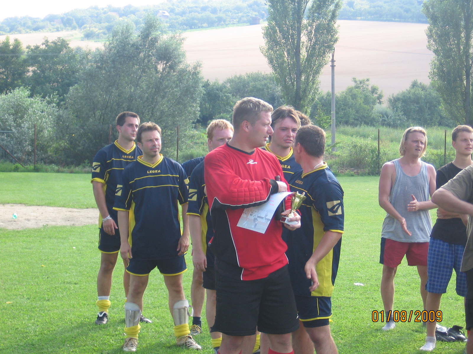 7.ročník turnaje mezi obcemi -Ždánice 1.8.2009 016.jpg